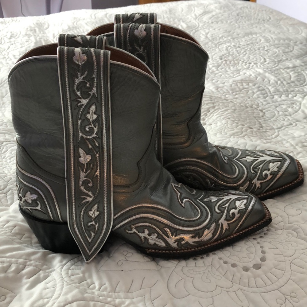 silver rocketbuster custom boots cowgirl boots